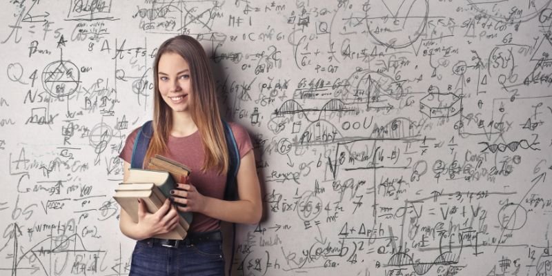 Becas académicas UANL